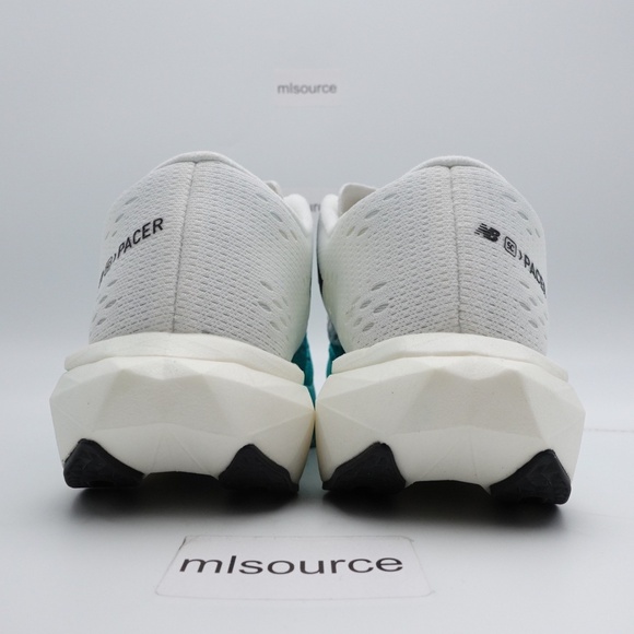 NEW New Balance FuelCell SuperComp Pacer v2 Shoes WFCRRLW2 White/Cyber Jade - Picture 4 of 6